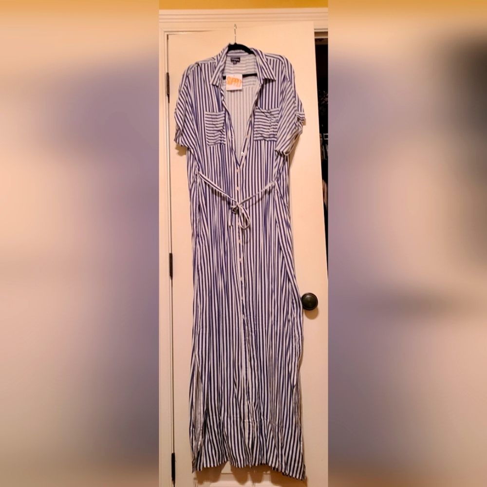 Cute  long dress with tie